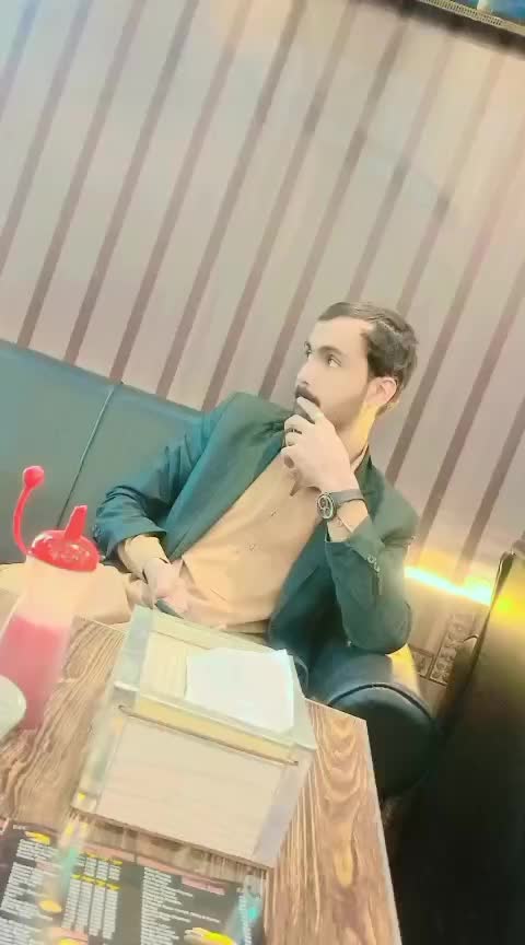 @👑RAEESWARIS🤫✌