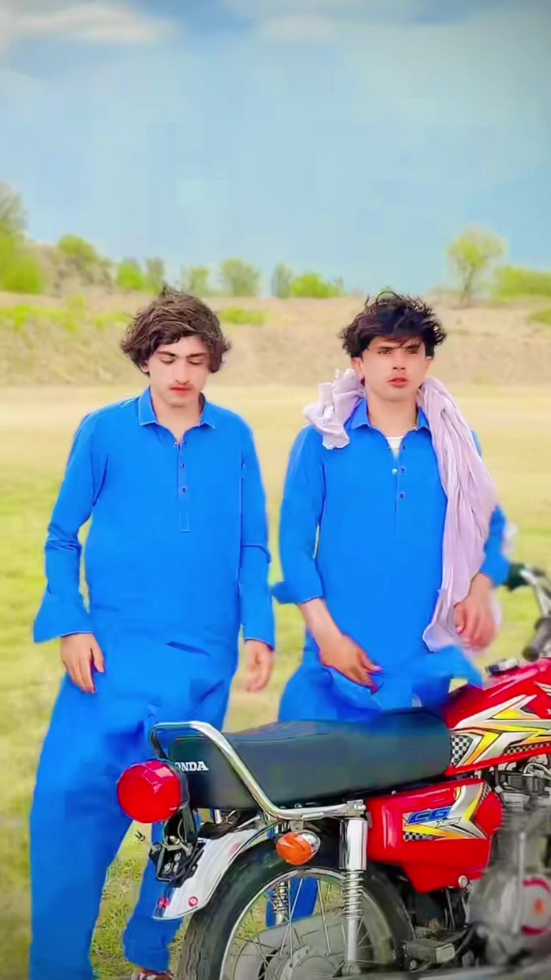 @&hearts;️ خو شبو گلی &hearts;️