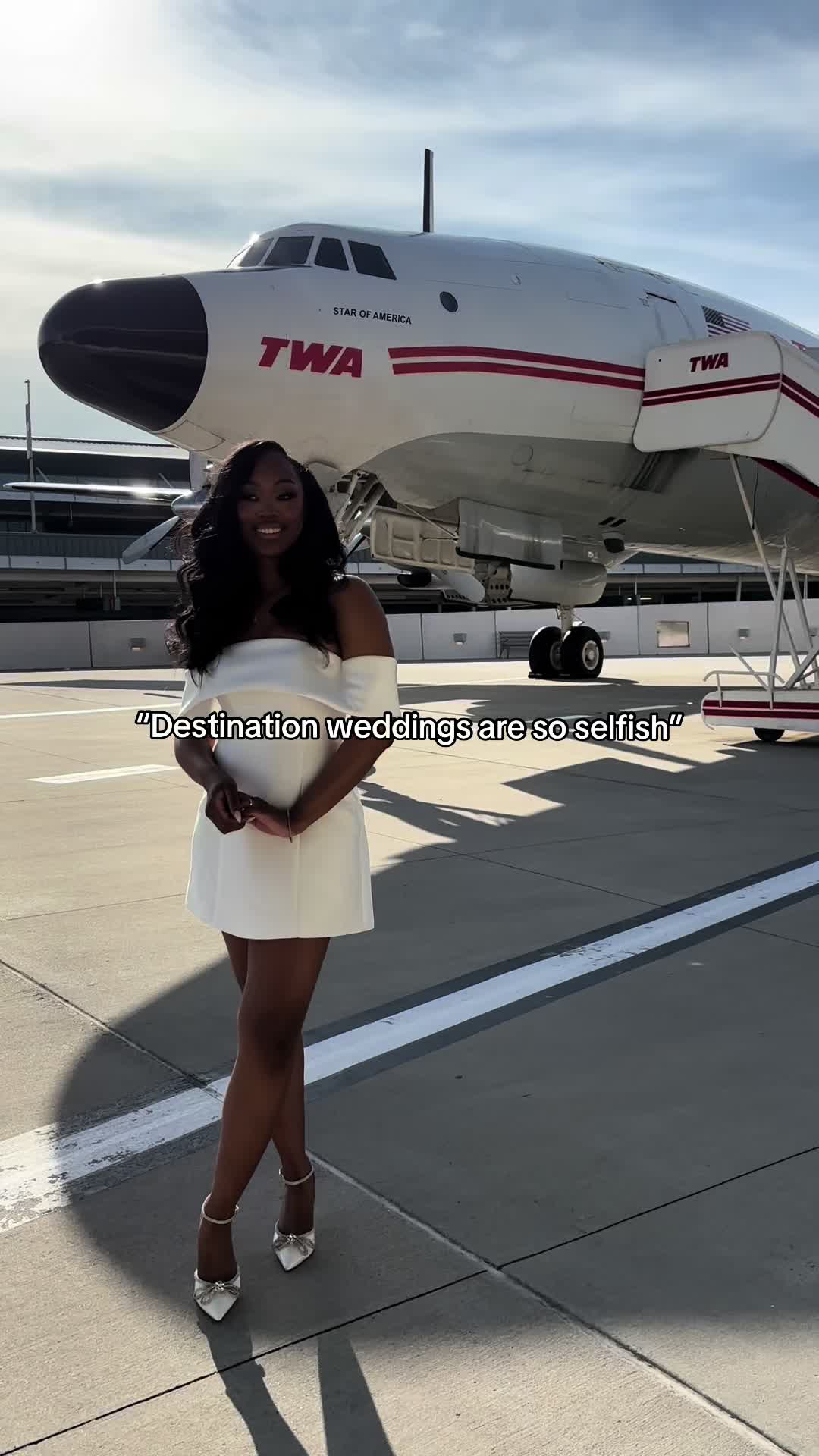 @Monica&ensp;|&ensp;Travel & Lifestyle