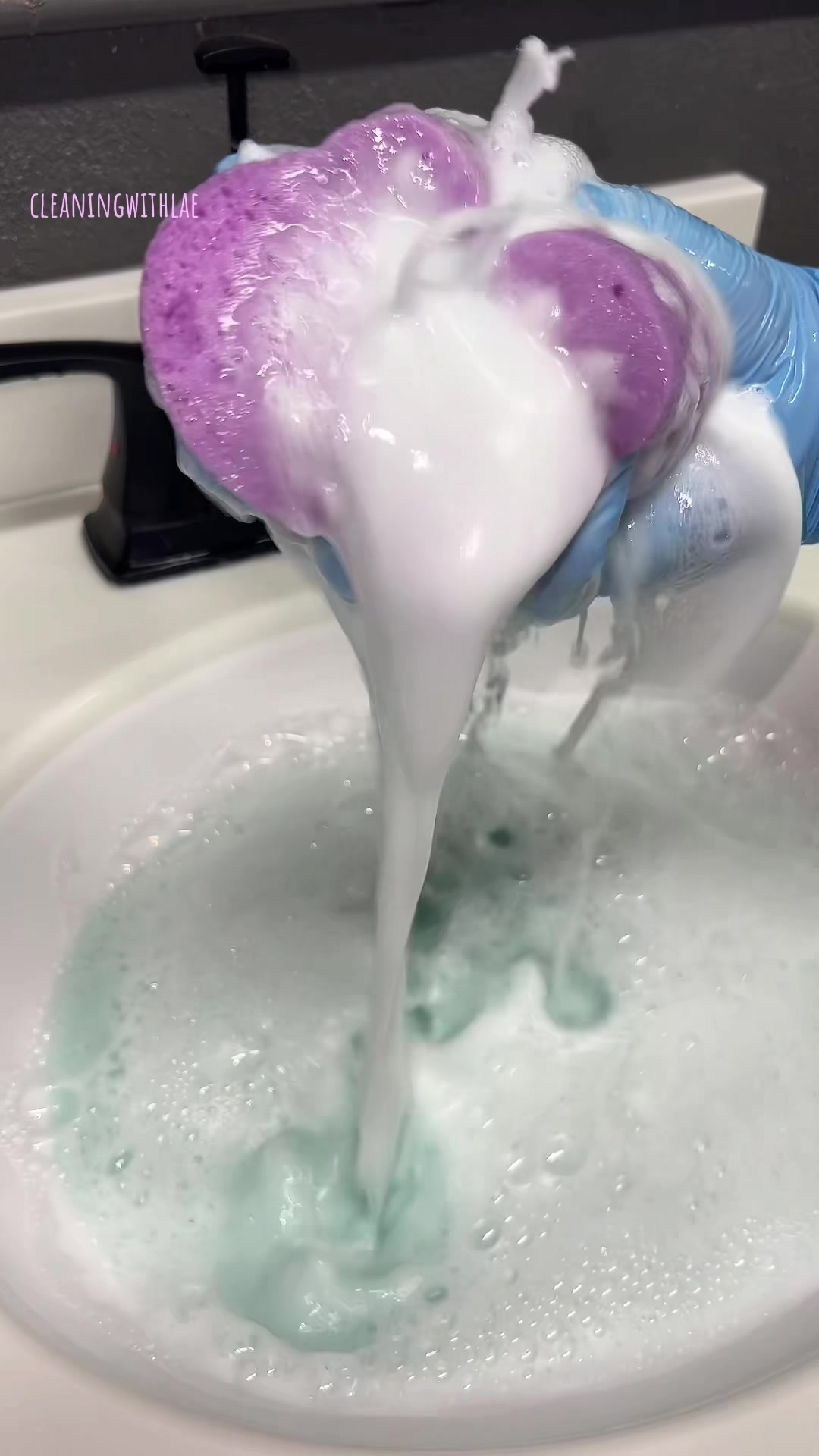@cleaningwithlae
