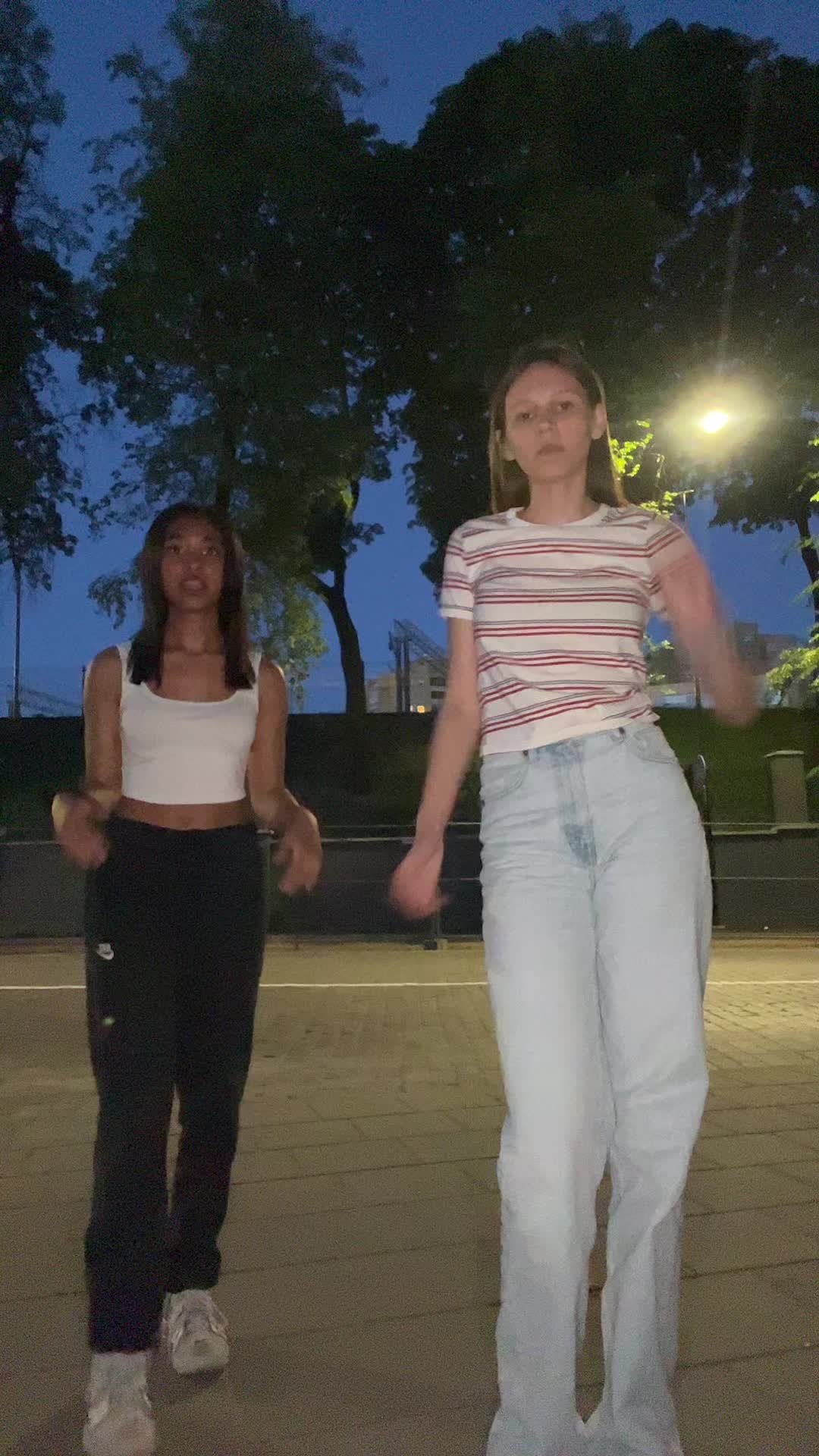 @adri_xxw0