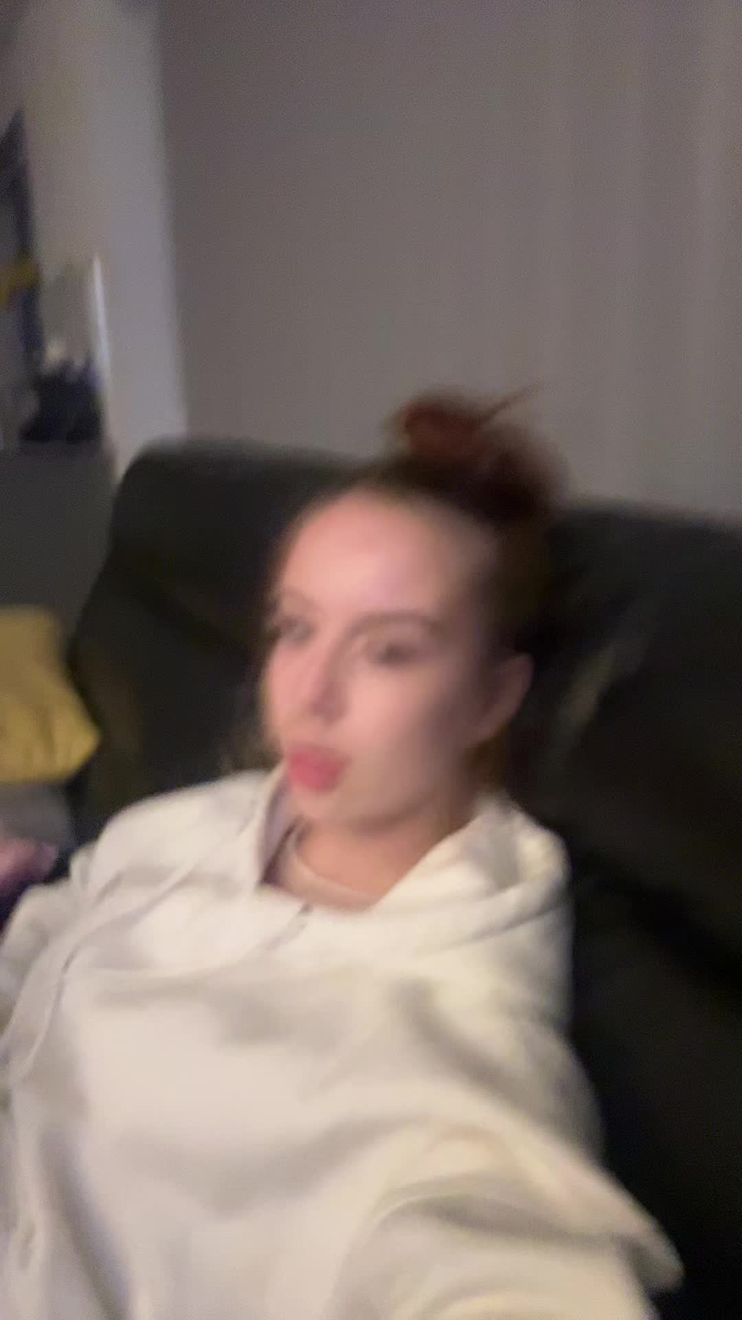 @isabelleburton18