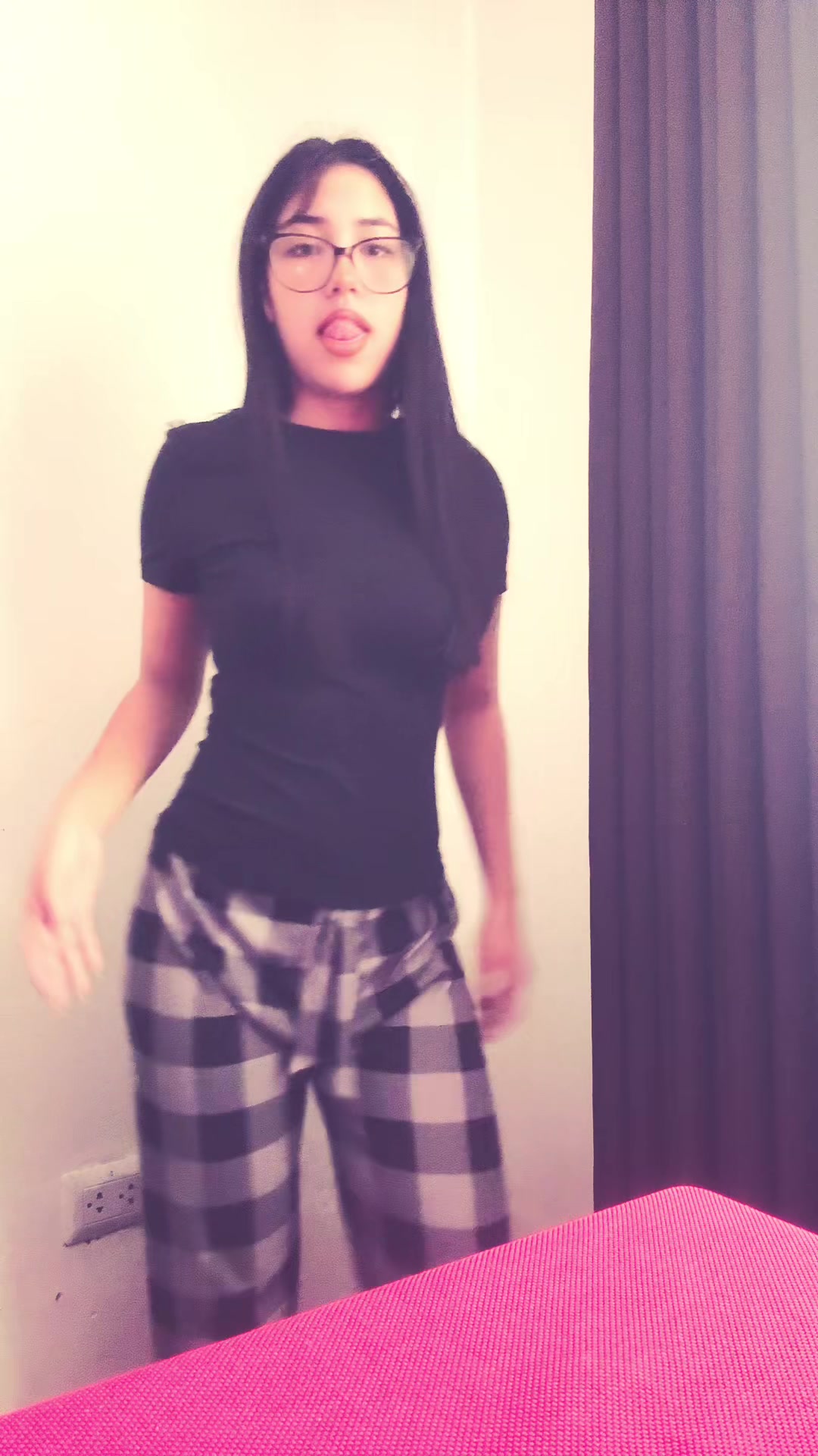 @arialessy