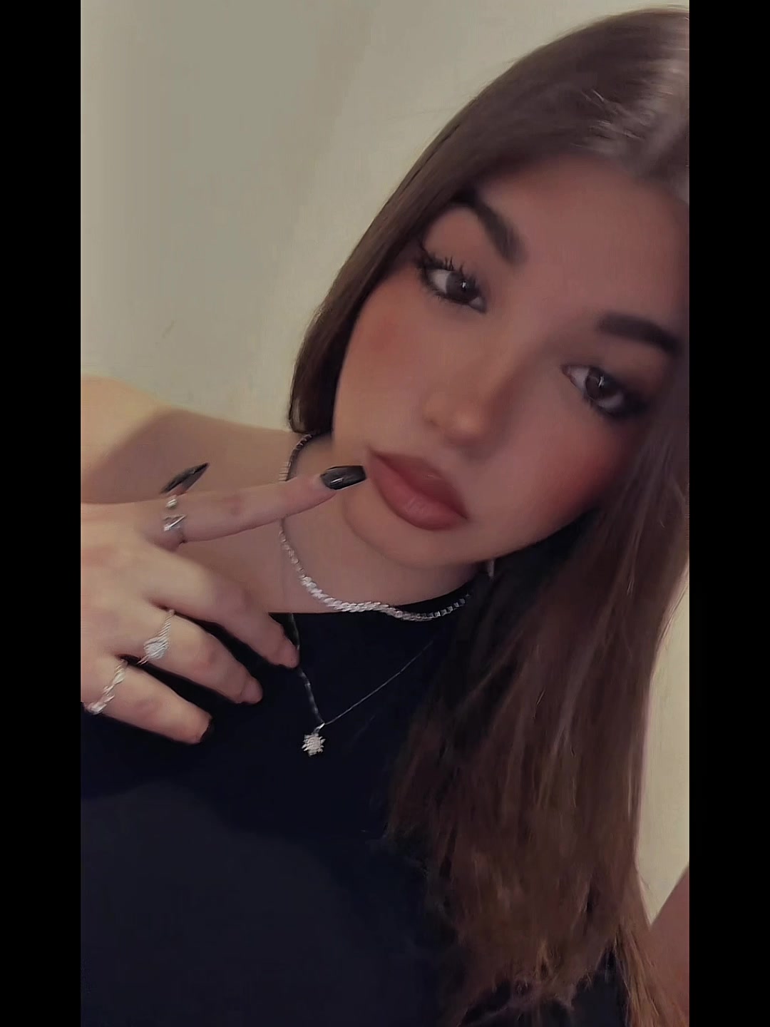 @ale👸🏽
