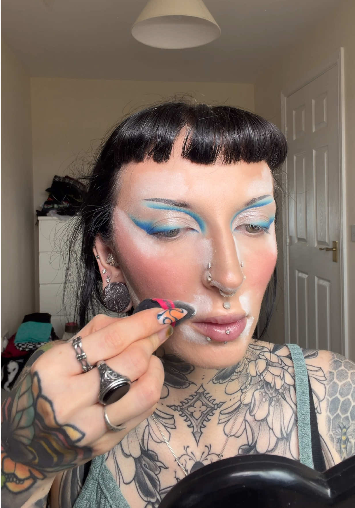 @𝕮𝖍𝖑𝖔𝖊 🖤