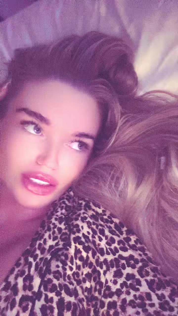 @hayleyspencerr