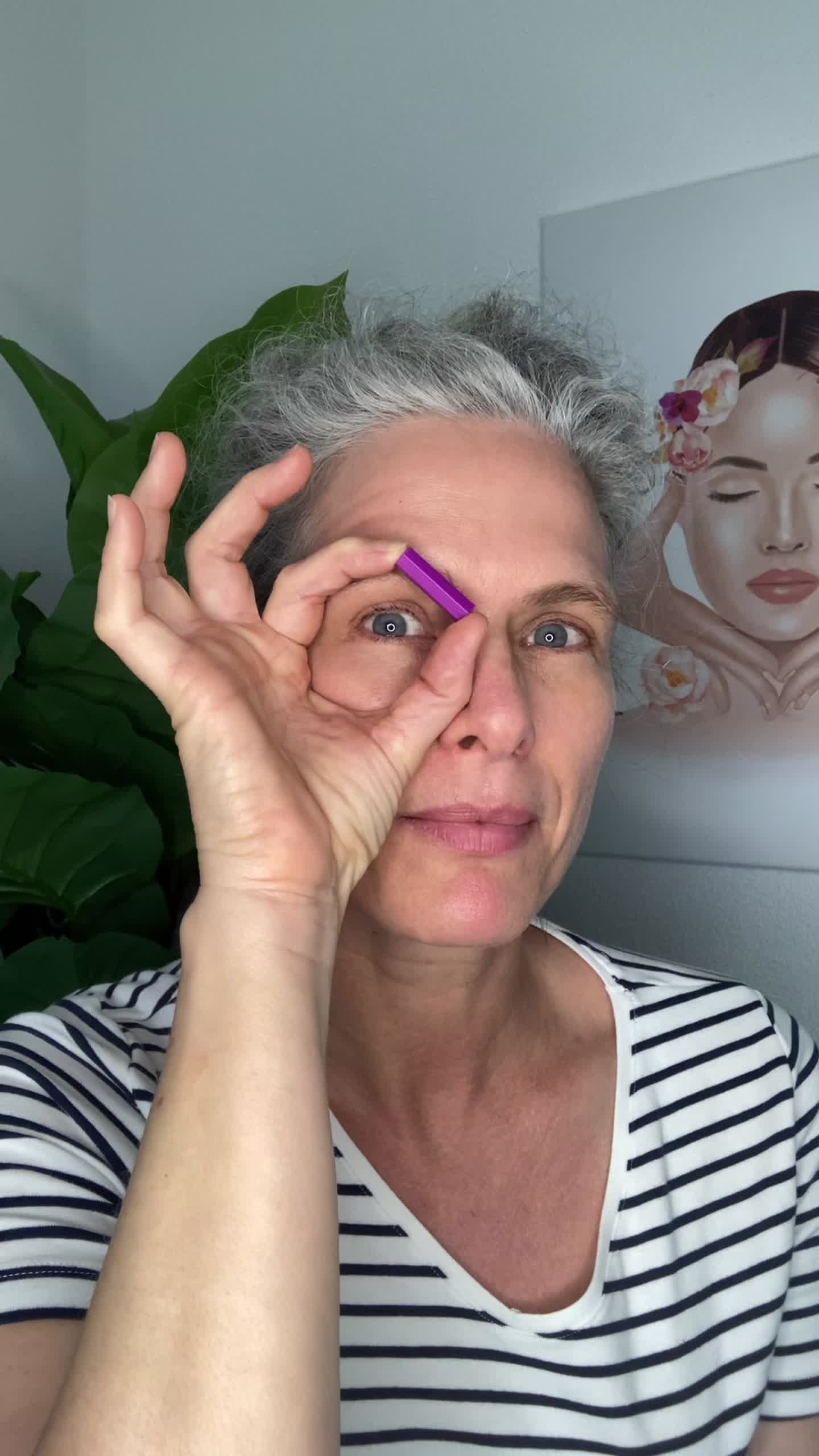 @ninaschennach_faceyoga