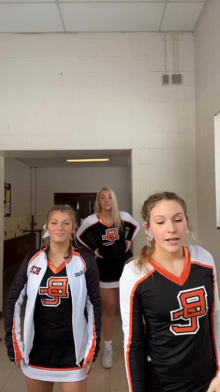 @chelsie_brozowski