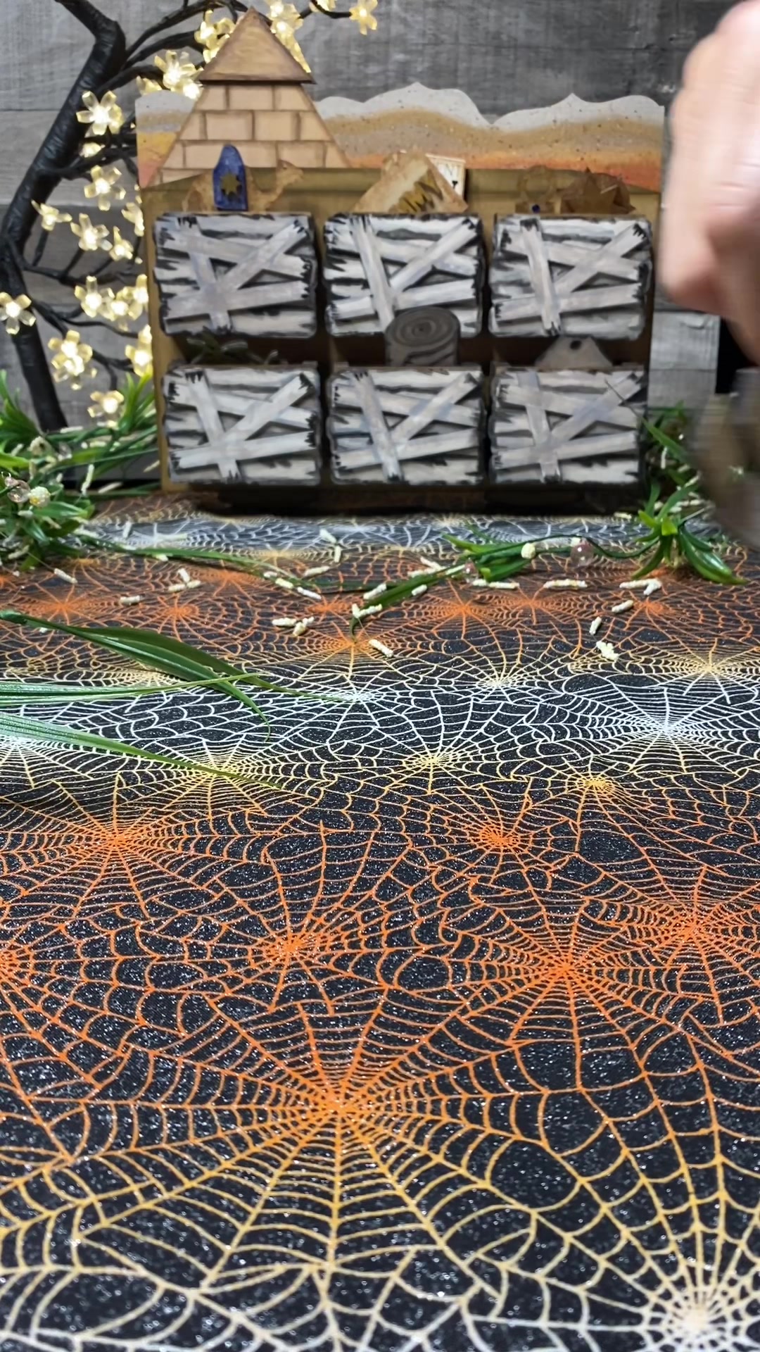 @TheCraftyLadder