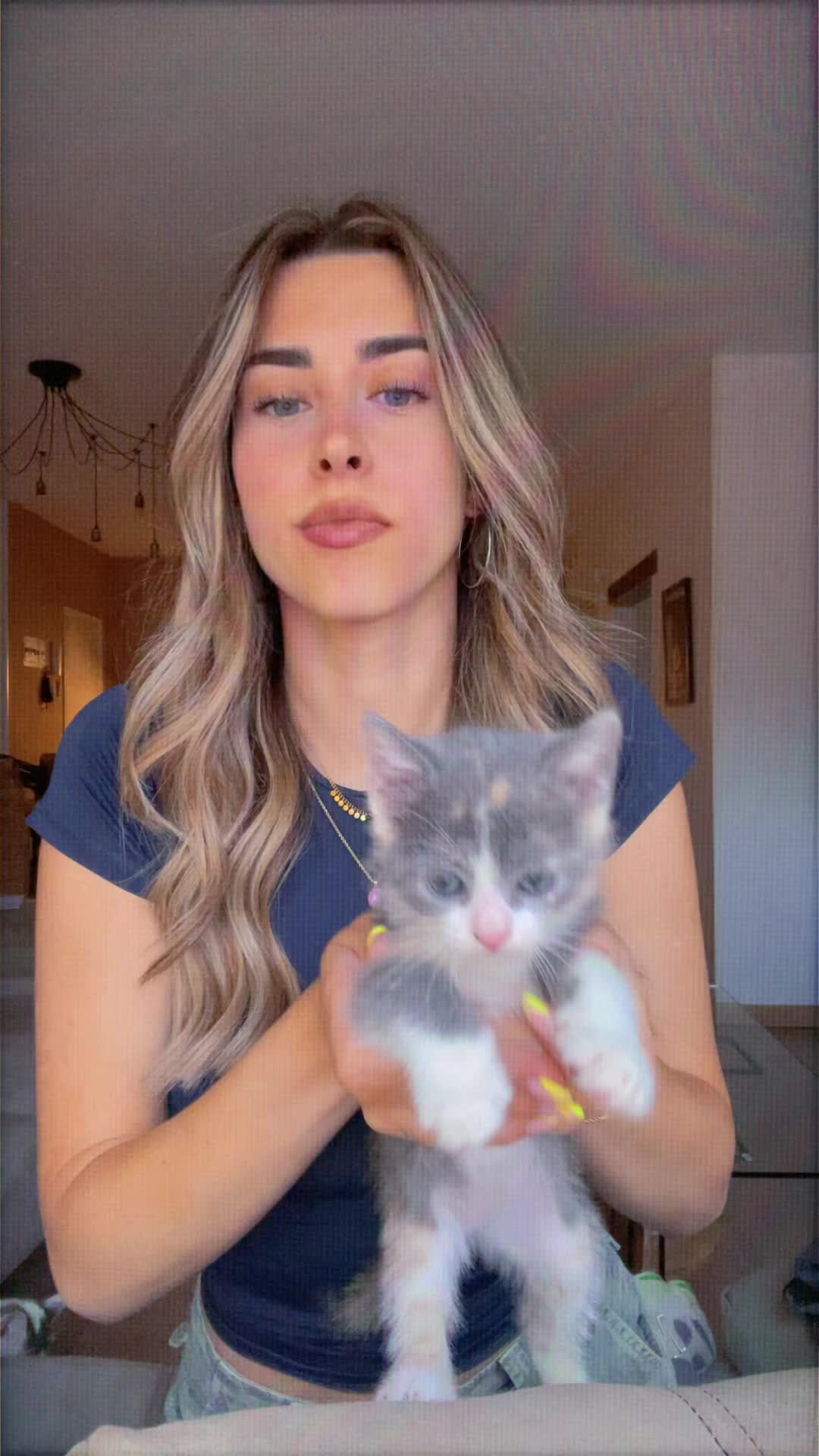 @𝓜𝓪𝓻𝓲𝓪 𝓞𝓵𝓲𝓿𝓪