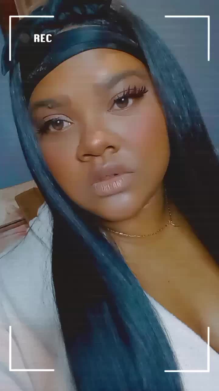 @lilieshaworld