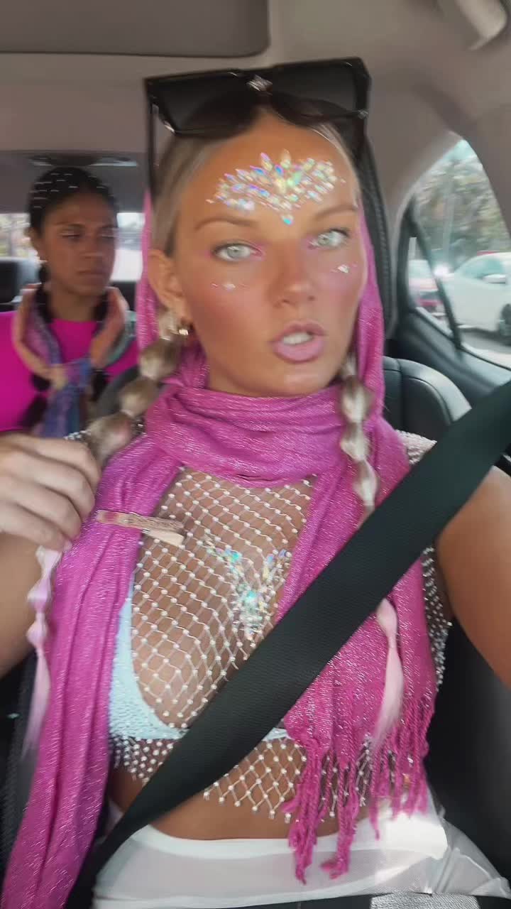 @AvaClaire