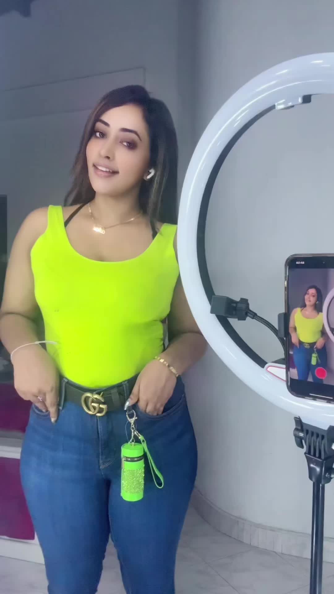 @Oshini Upeksha Perera 👸