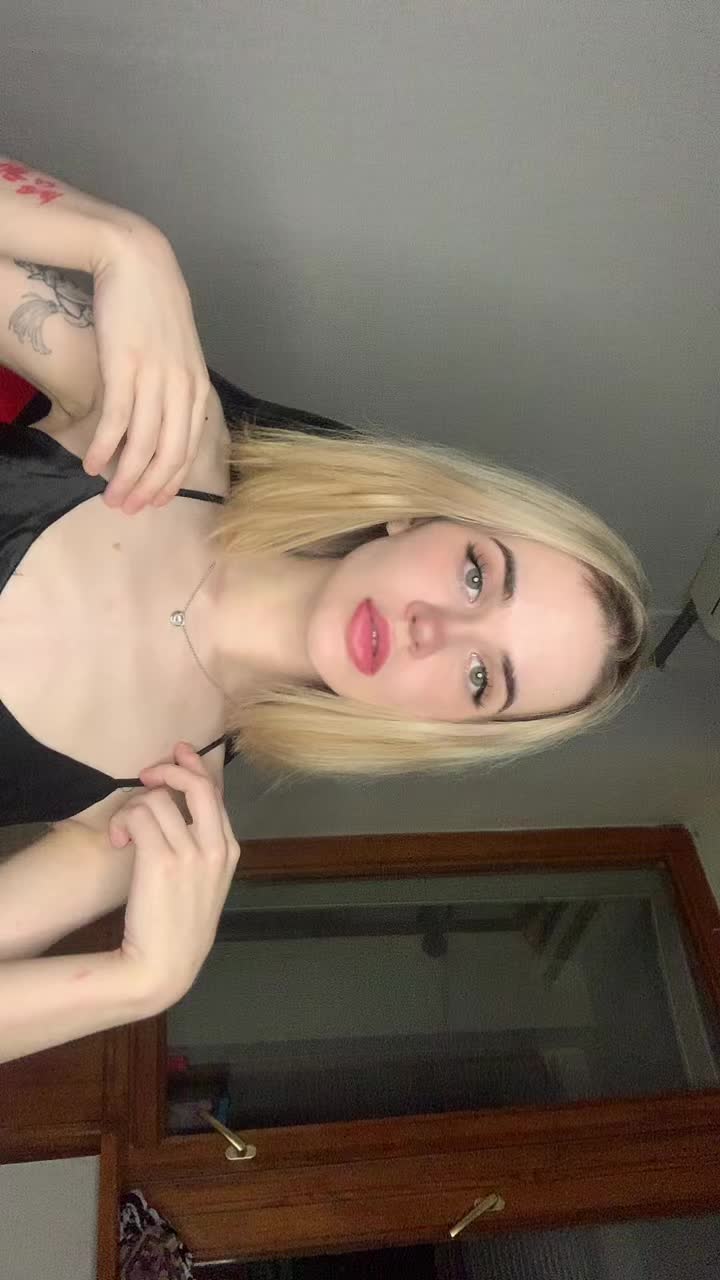 @Vanessa ๐งโ๏ธ