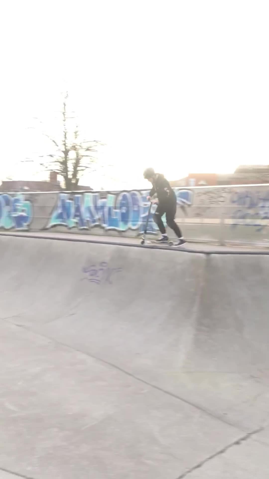 @tom_grs08