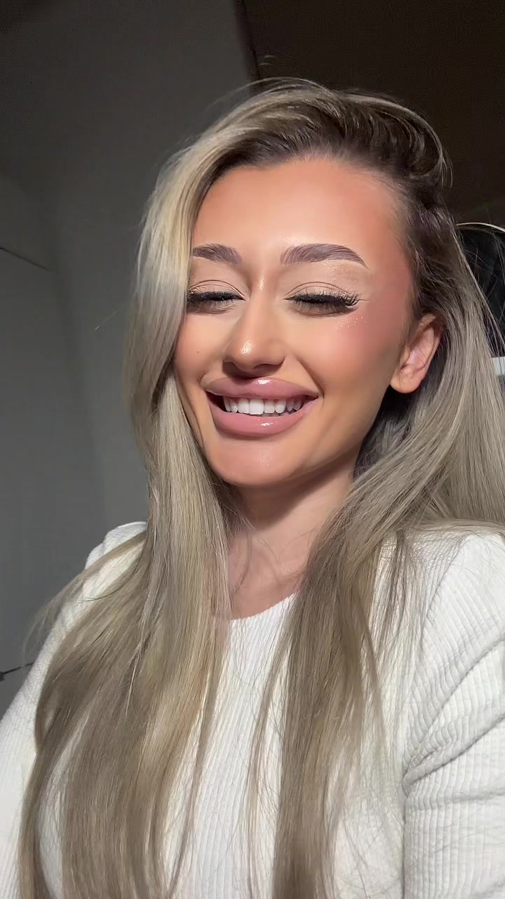 @Andrreea