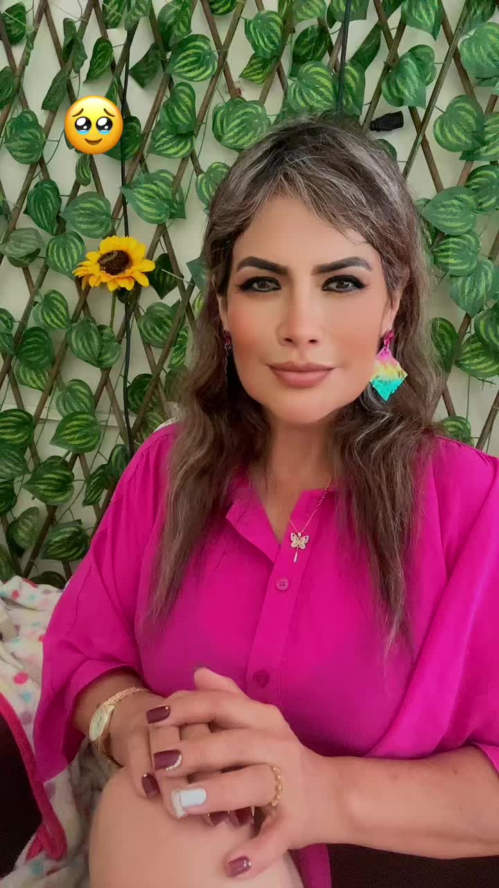 @Rosa Calderón 660 🌻💋🥂