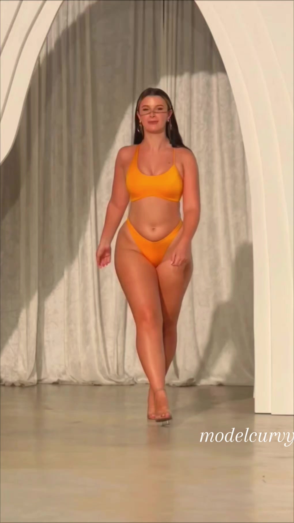 @modelcurvy