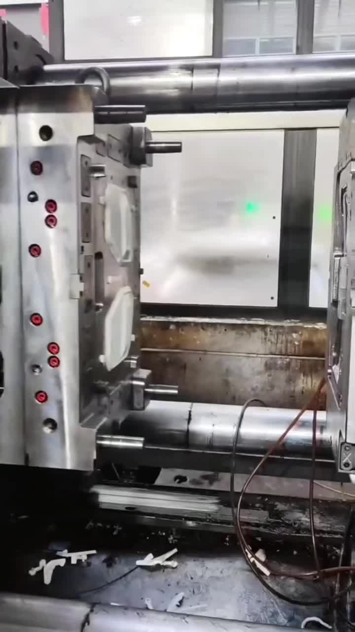 @Injection Mold Factory