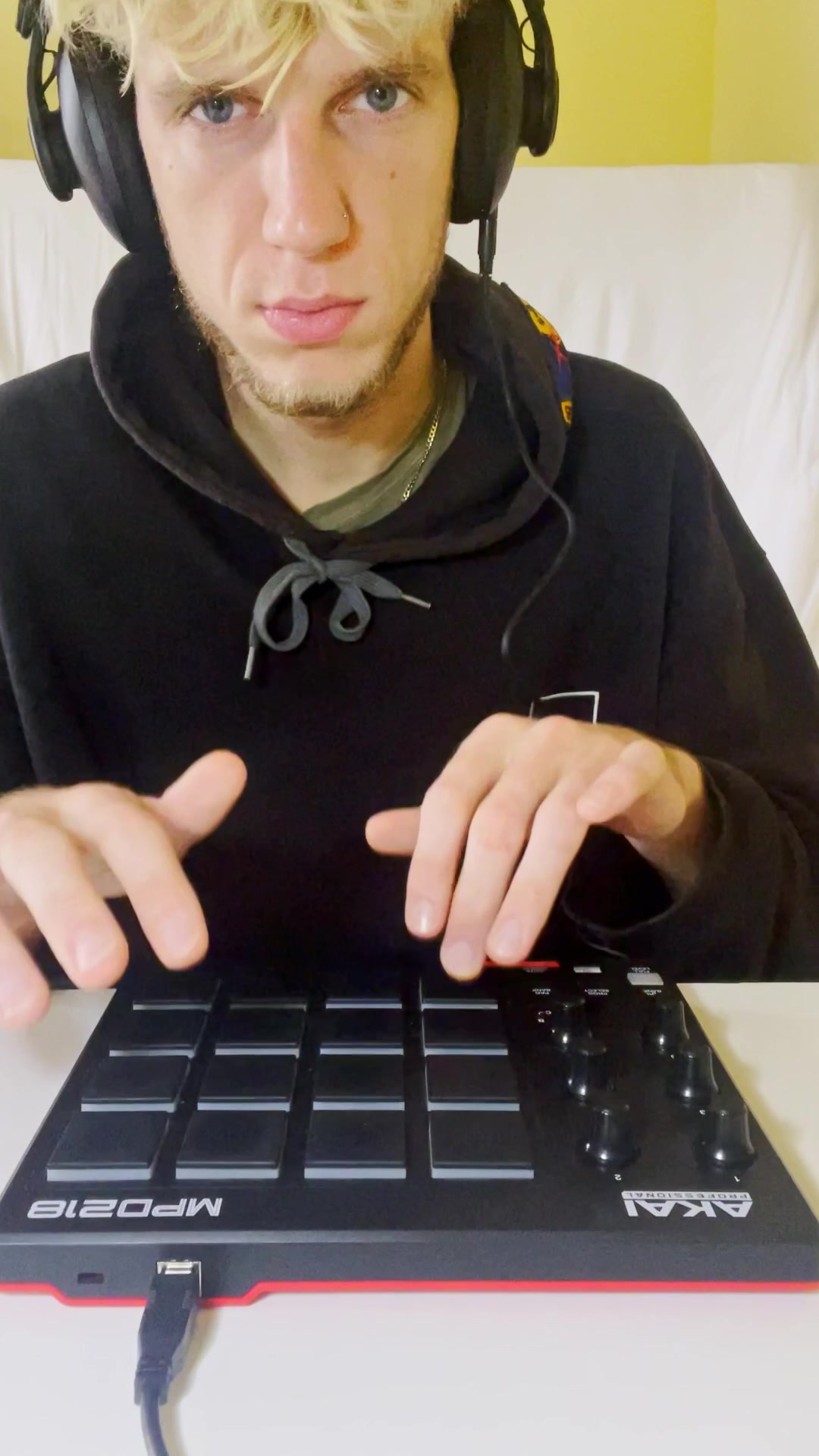 @Goodboy | Fingerdrummer