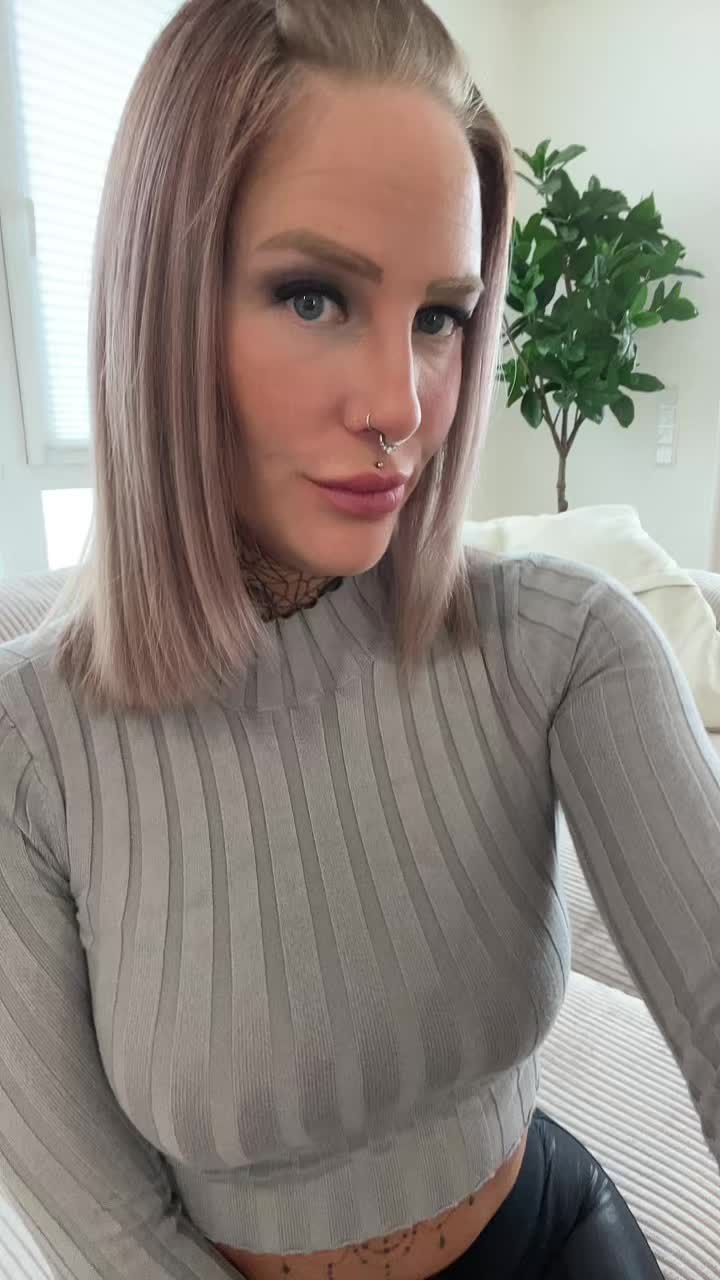@laracumkitten_official