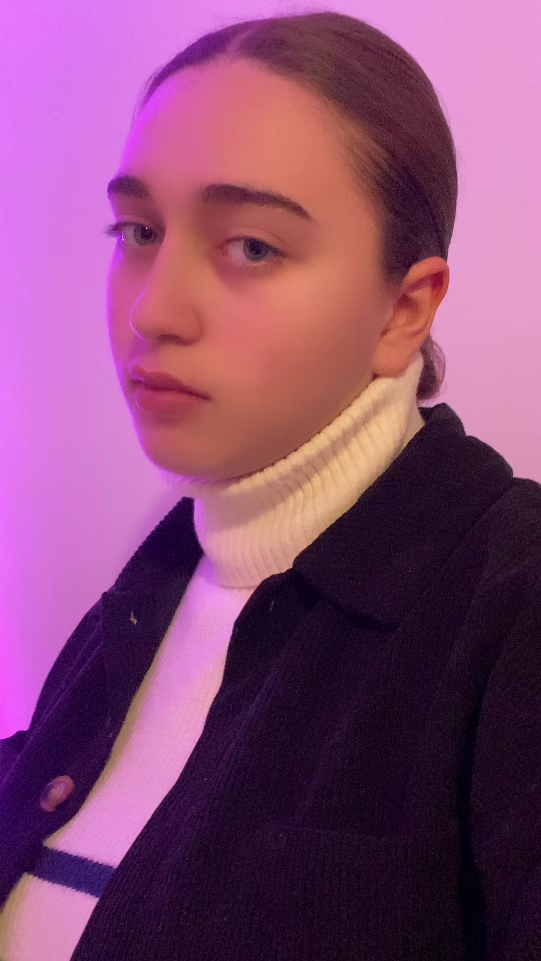 @Emelyne ᥫ᭡