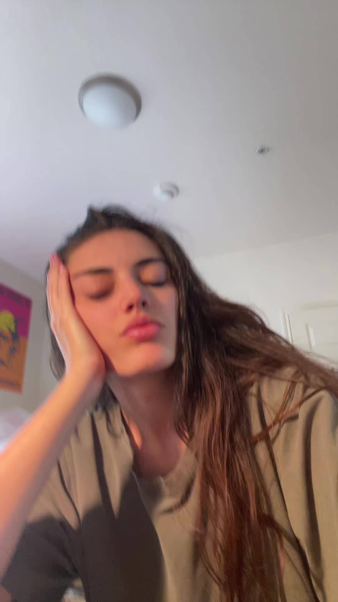 @CL