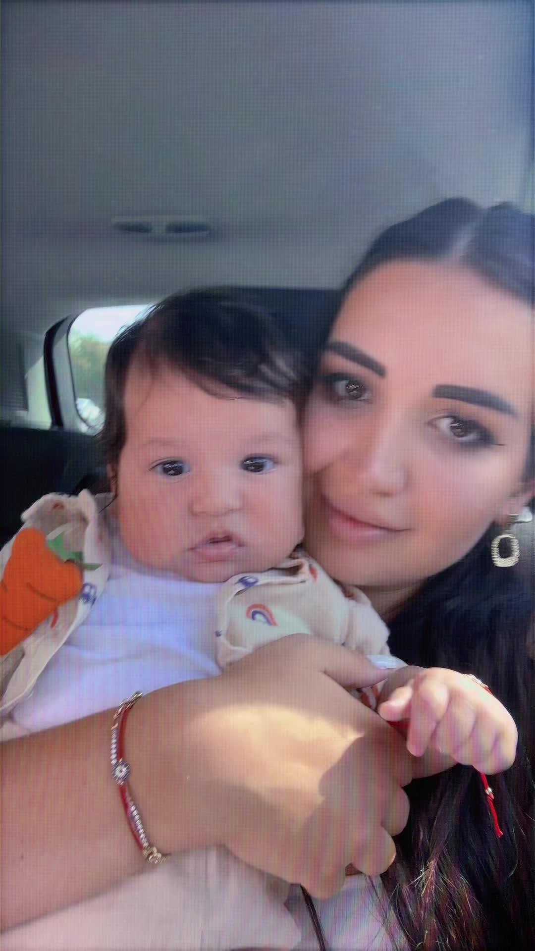 @nicoleonu