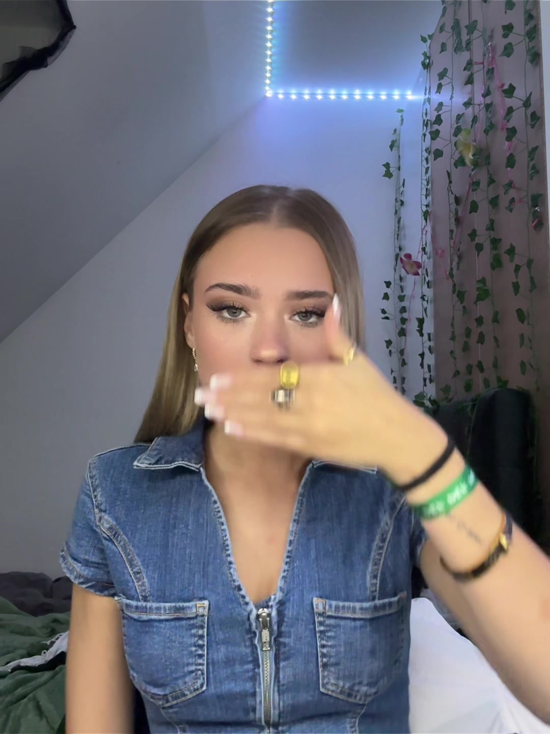 @LL