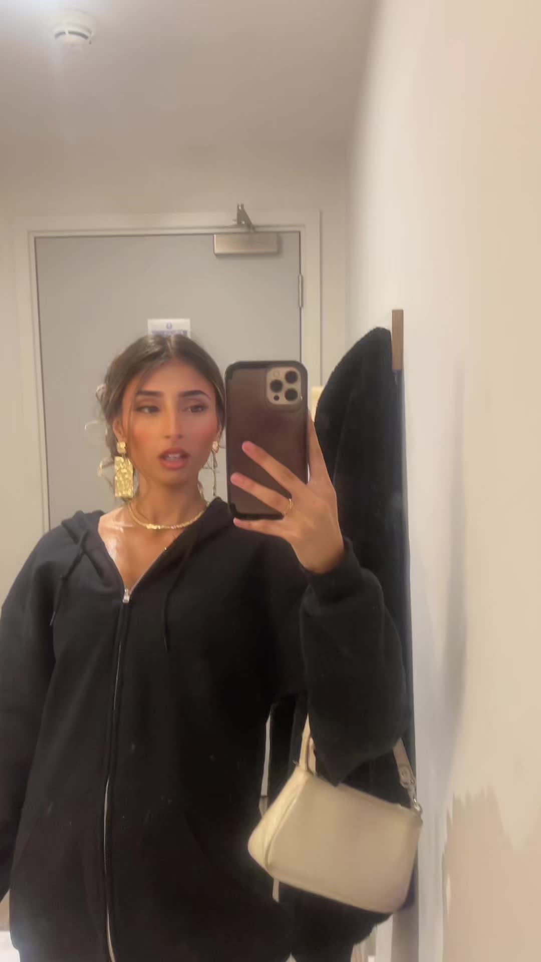 @harinaa