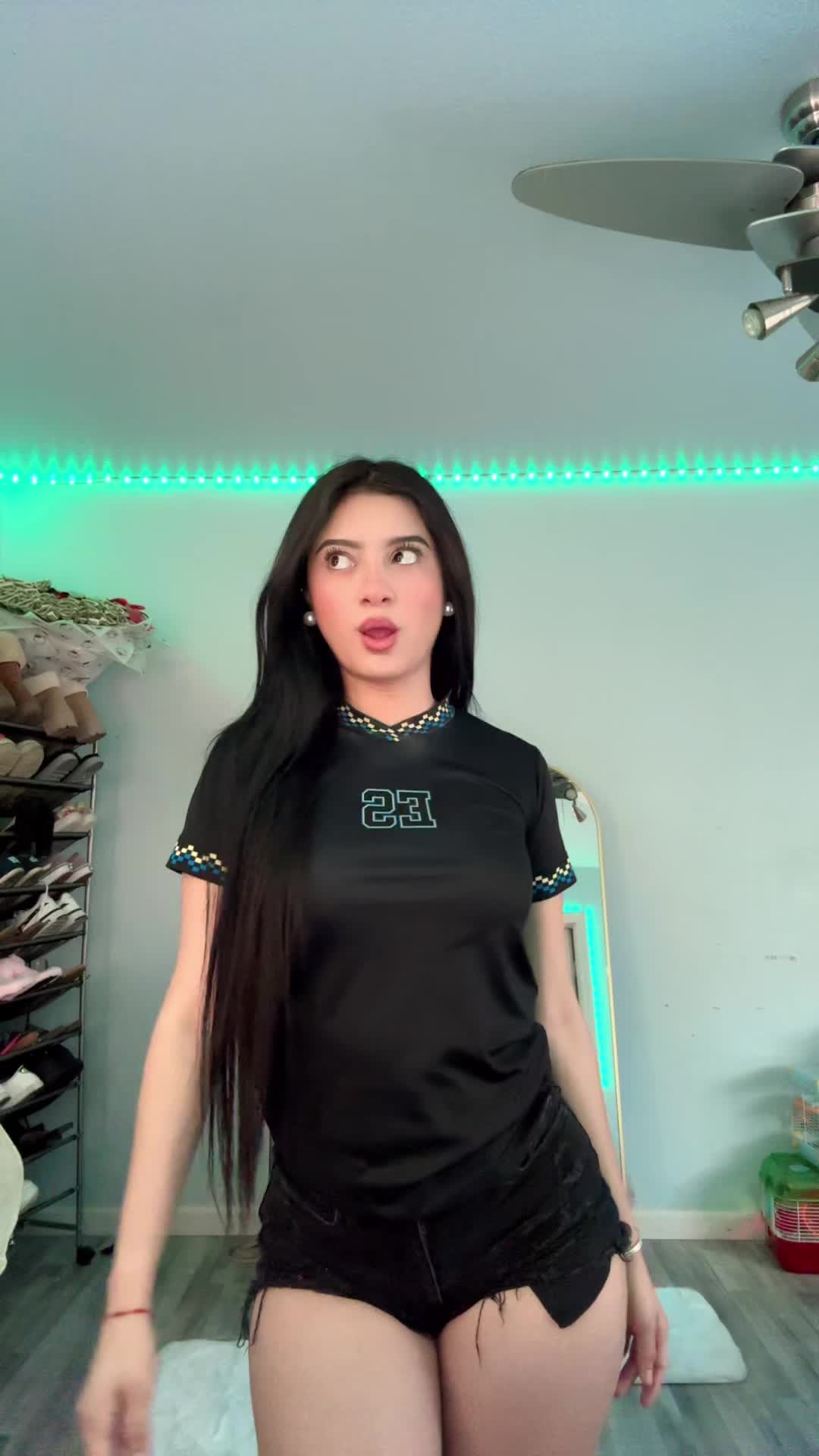 @Michell Castaneda🍓🌸
