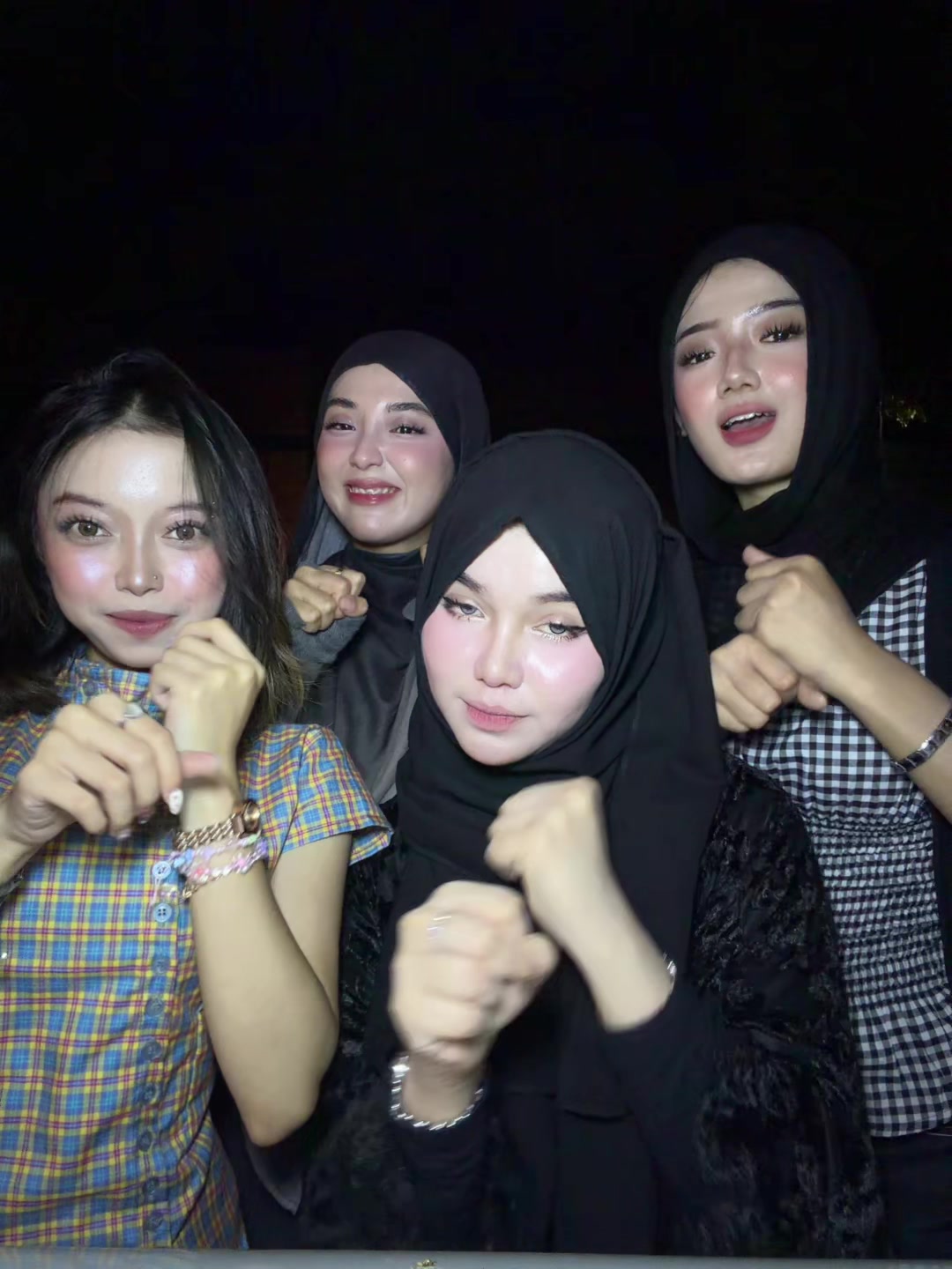 @Putri desebel