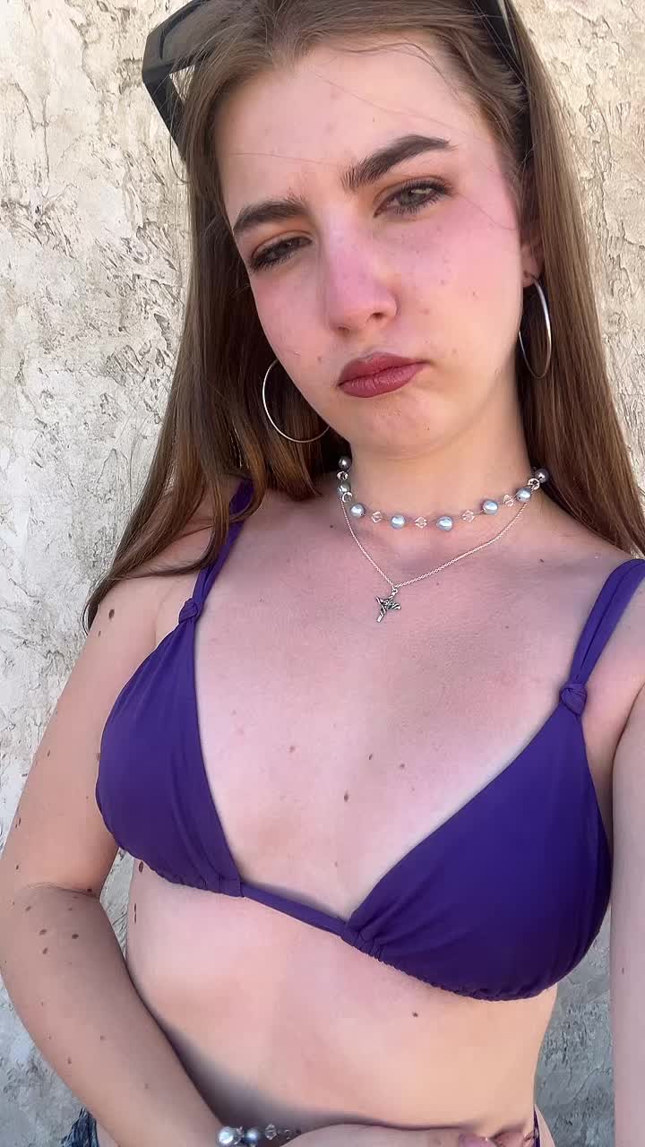 @sisi