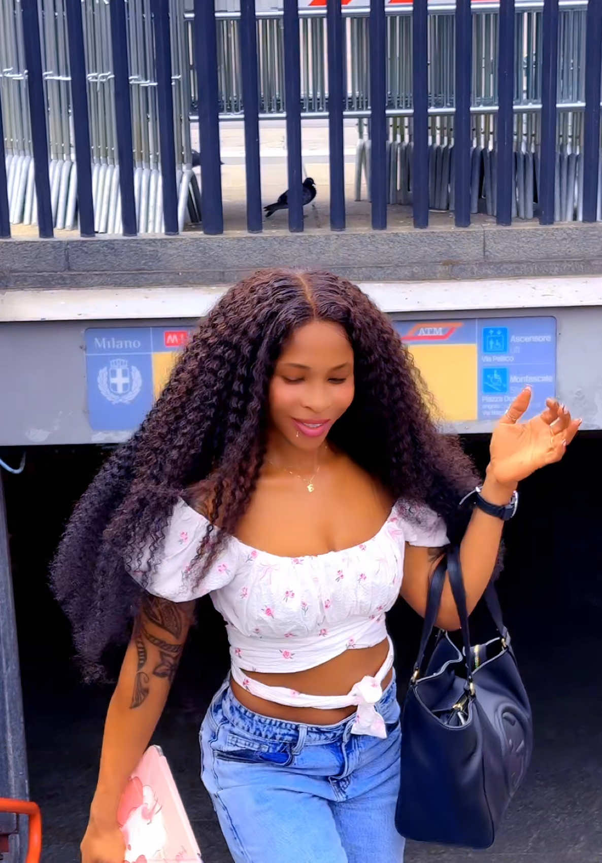 @officiallyElla38