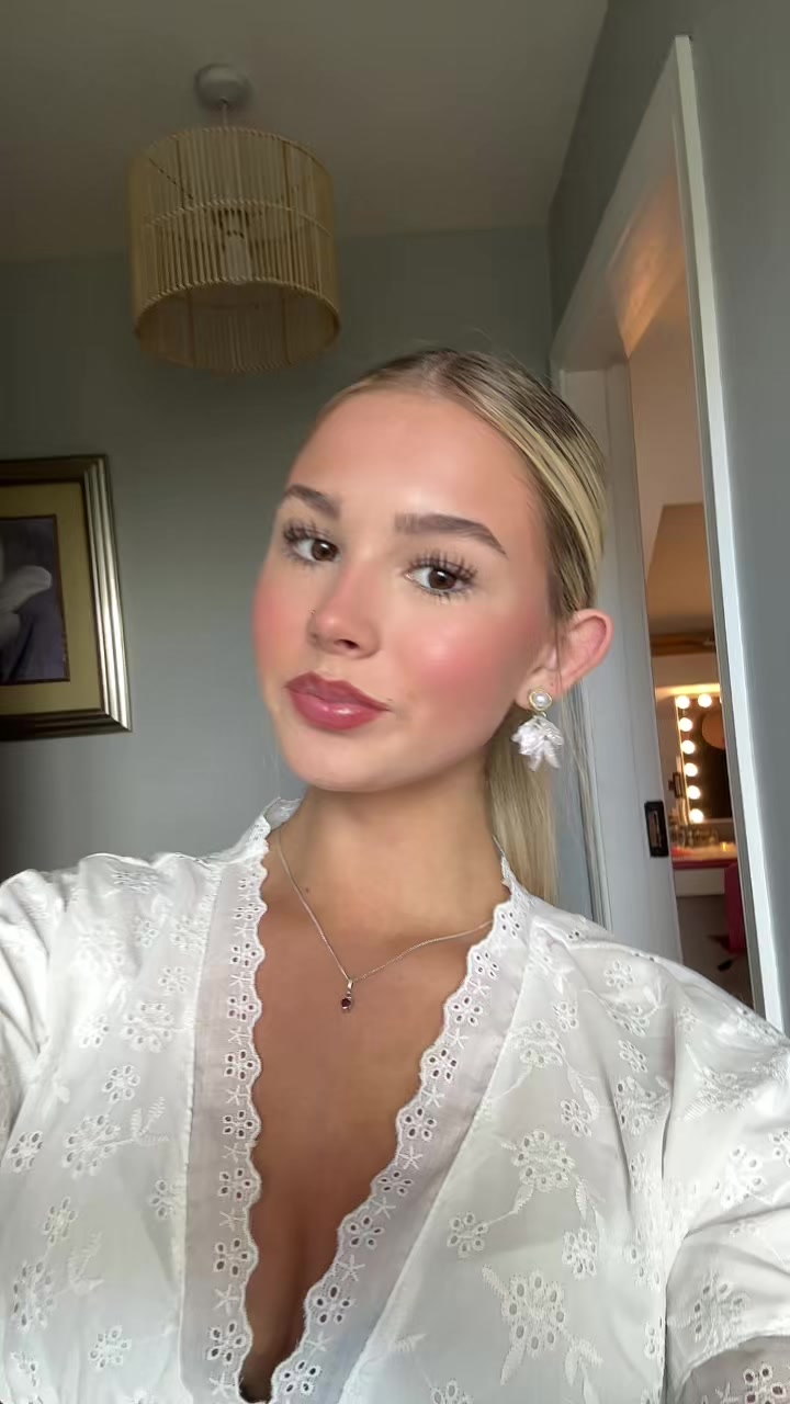 @𝓀𝒾𝓇𝒾 💞