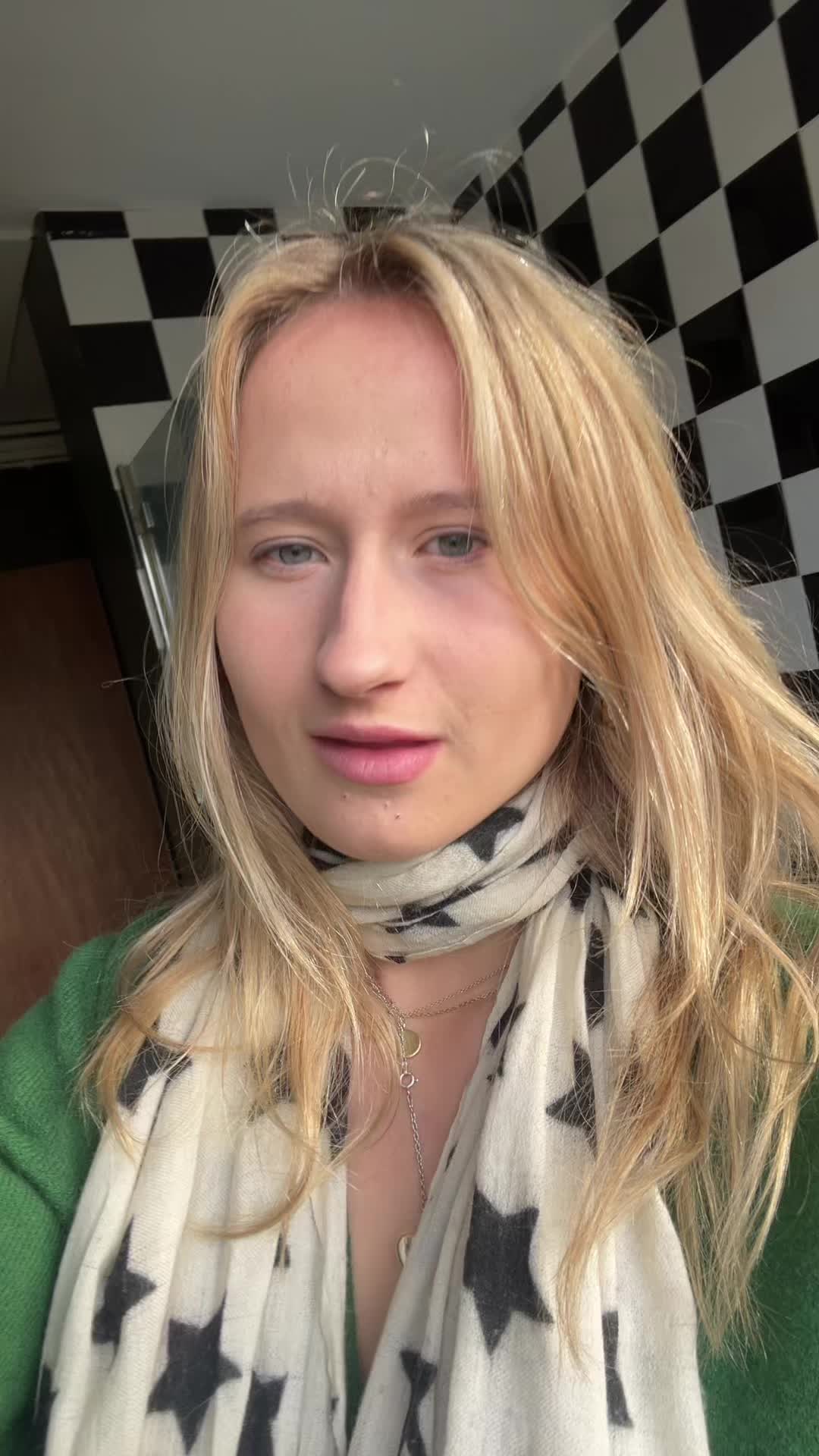 @Lilynolips