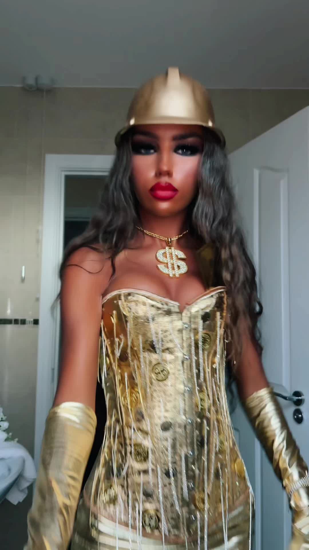 @𝓐𝓷𝓷𝓪𝓵𝓲𝓼𝓮