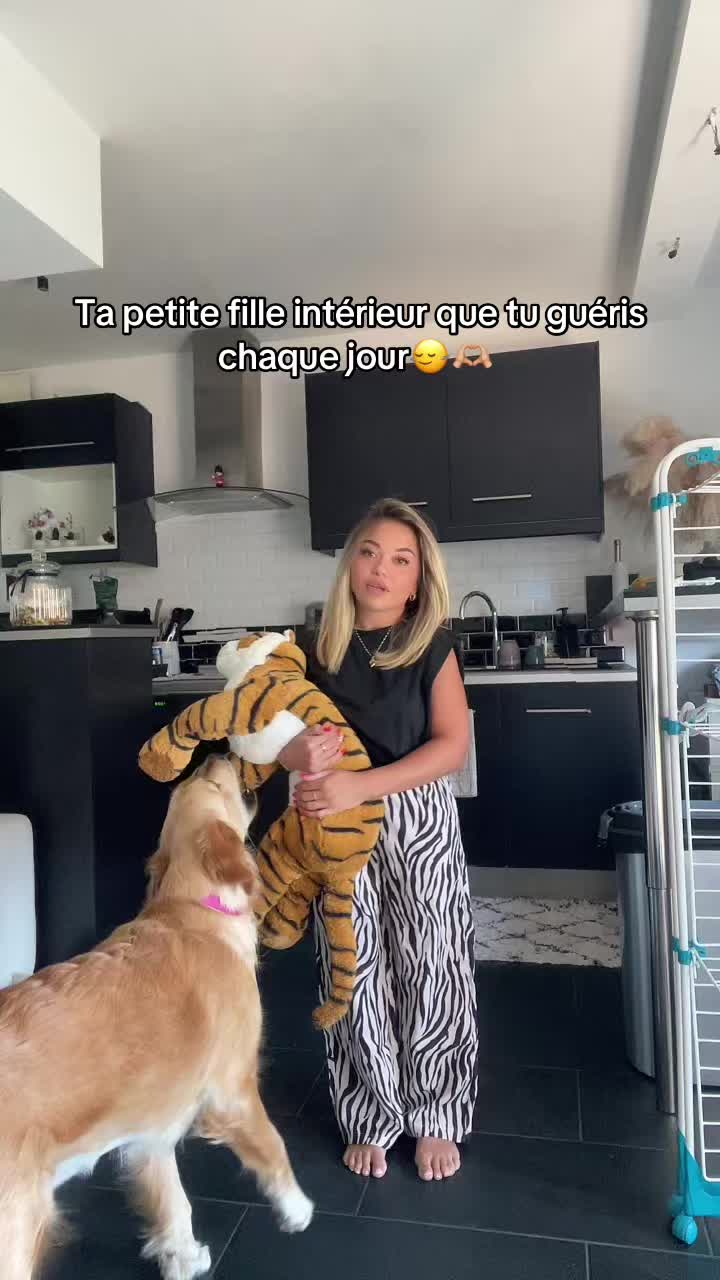 @Emyofficiel
