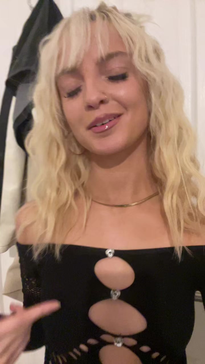 @Daniella💕