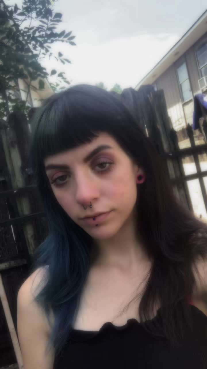 @Julia🤍🥀