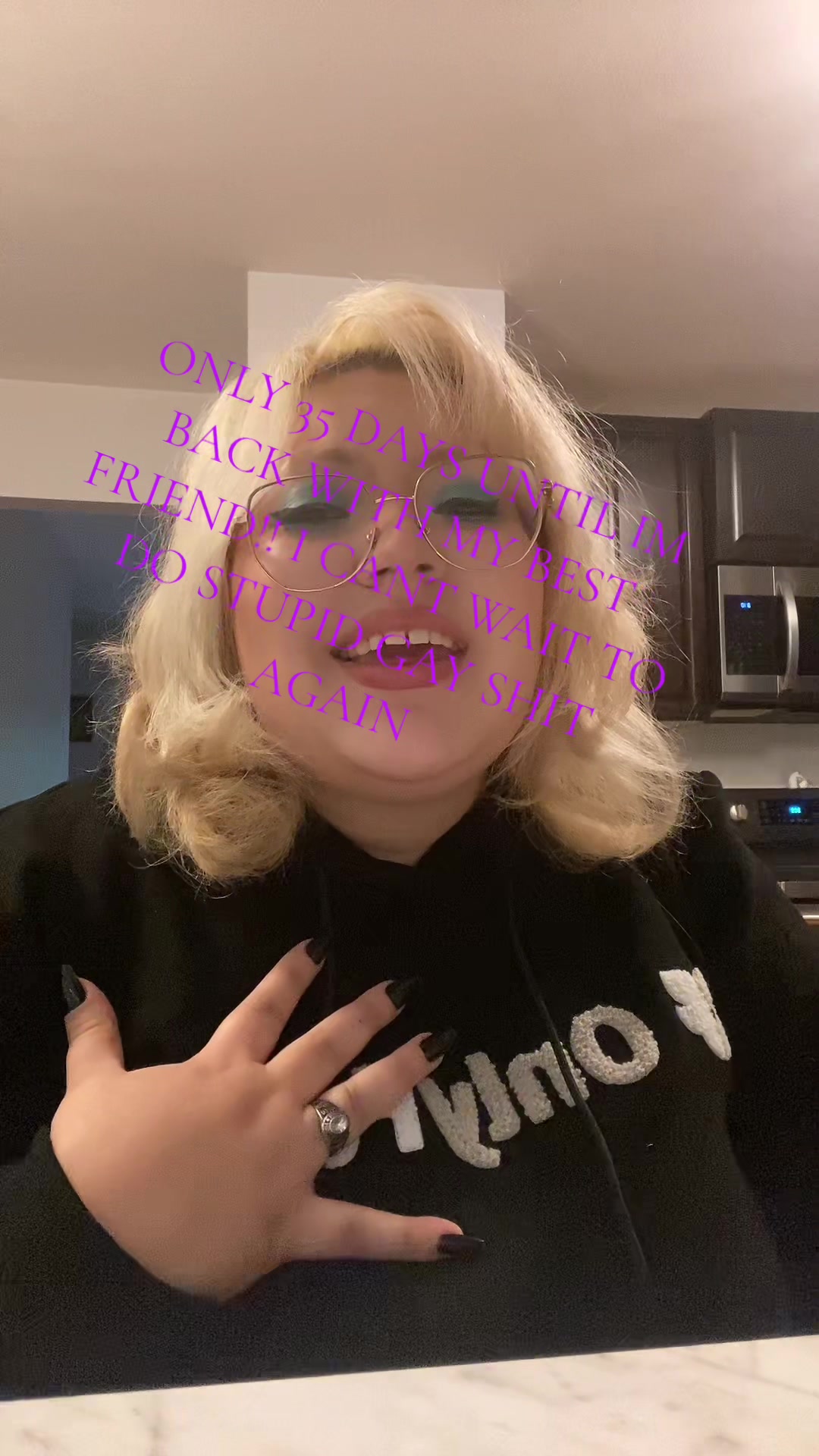 @Timeslotsandpolkadots