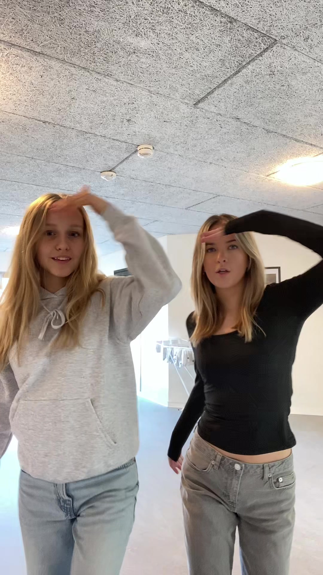 @..
