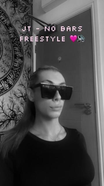 @itsLIA