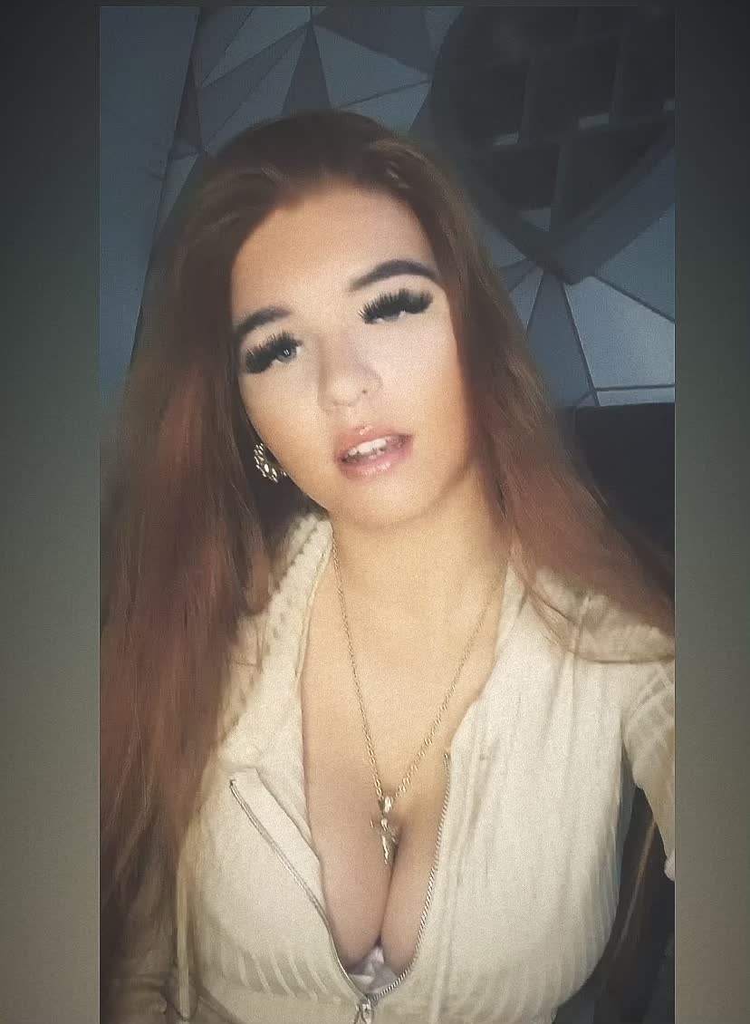 @𝓔𝓵𝓵 𝓶𝓪𝔂👸🧡