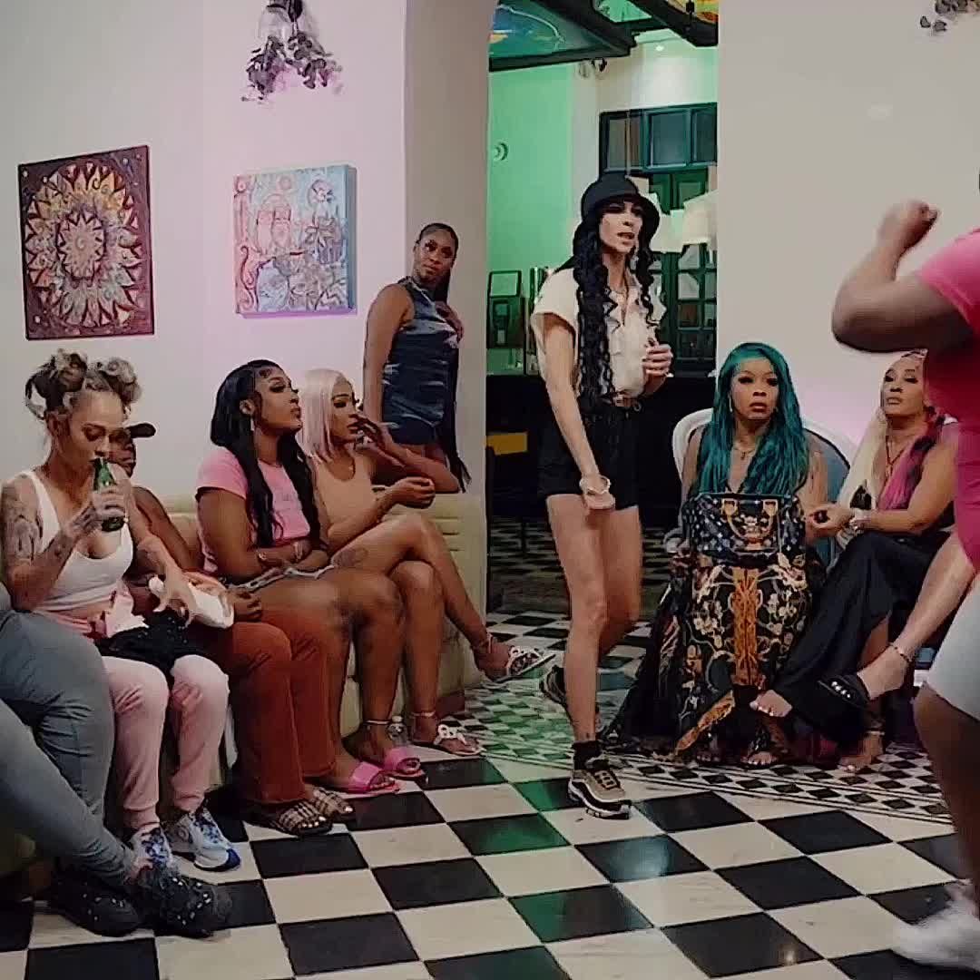 @editorsvilla