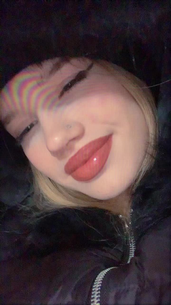 @👻