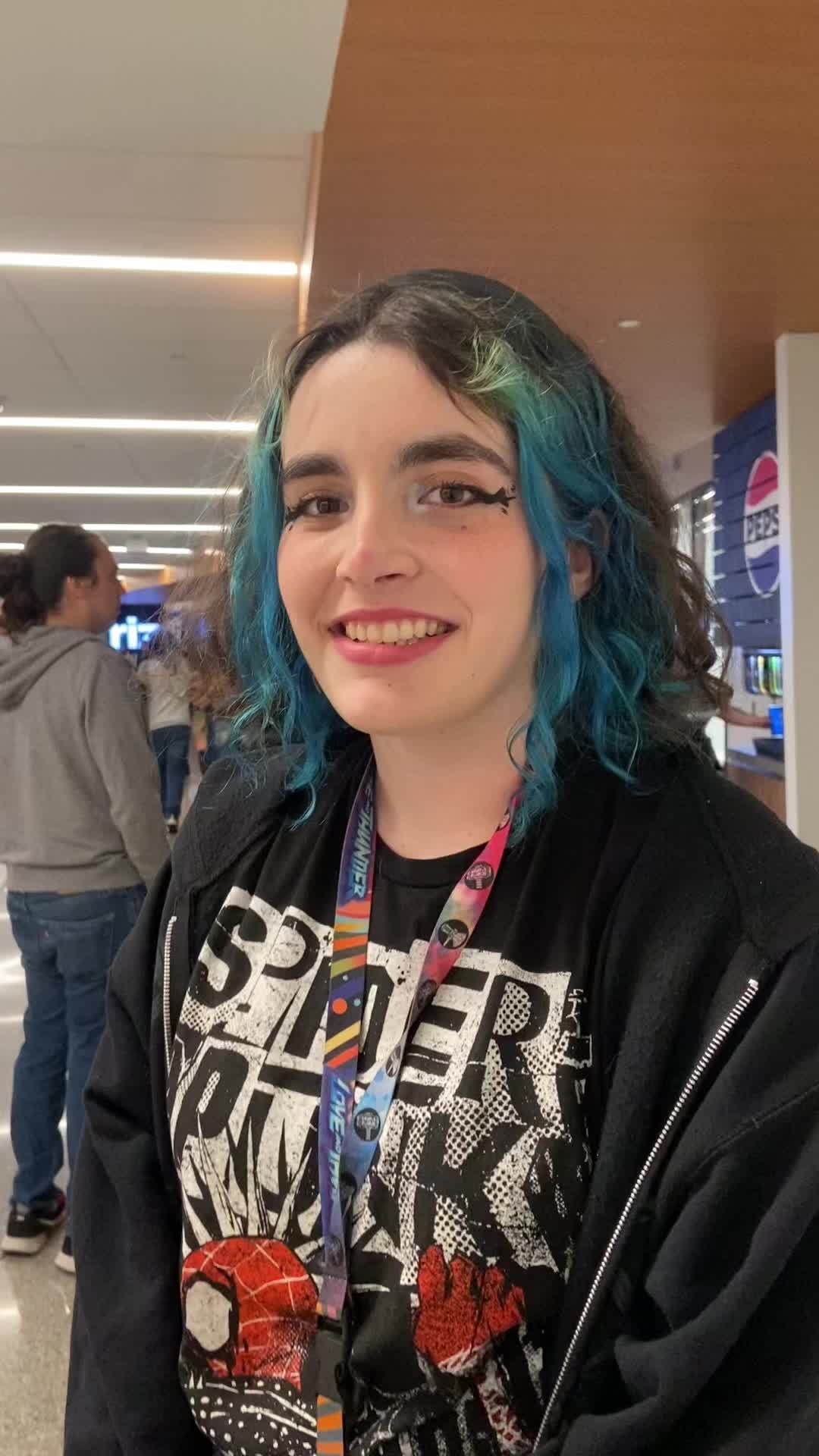 @Geekgirlife_