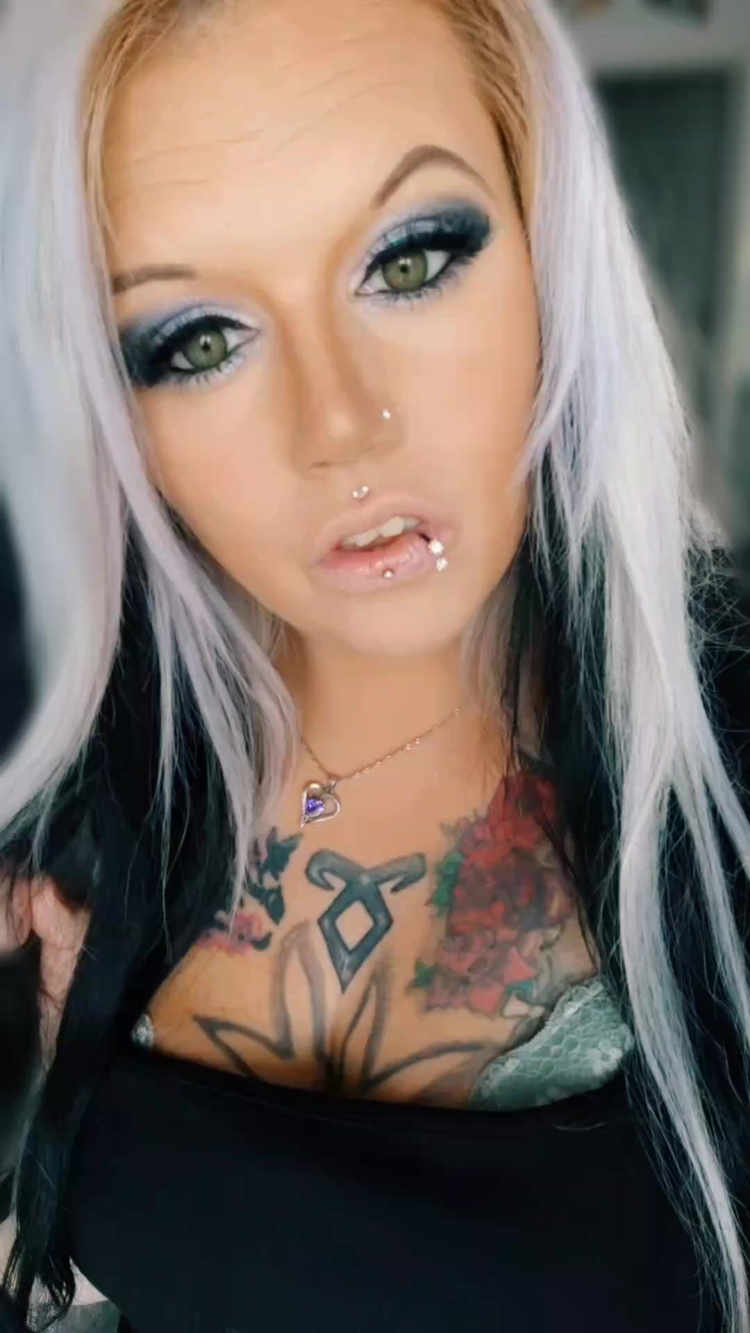 @JJ