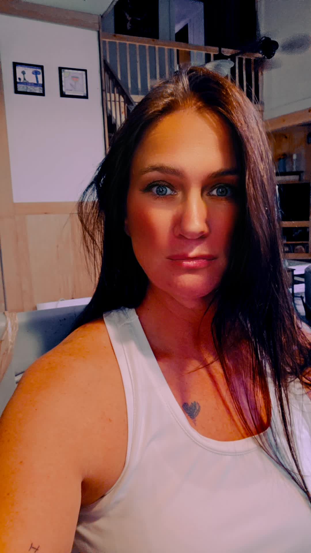 @Heatherhotwife