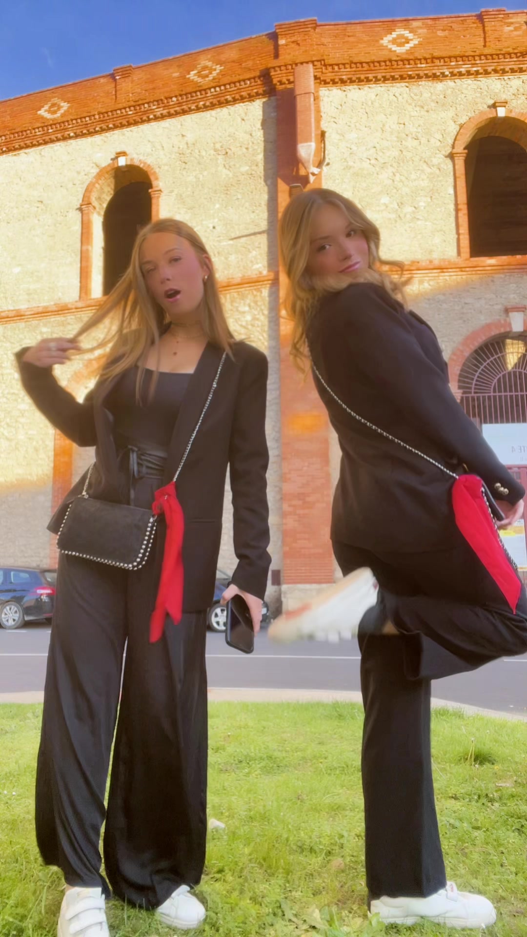@𝑨𝑳𝑰𝑪𝑬